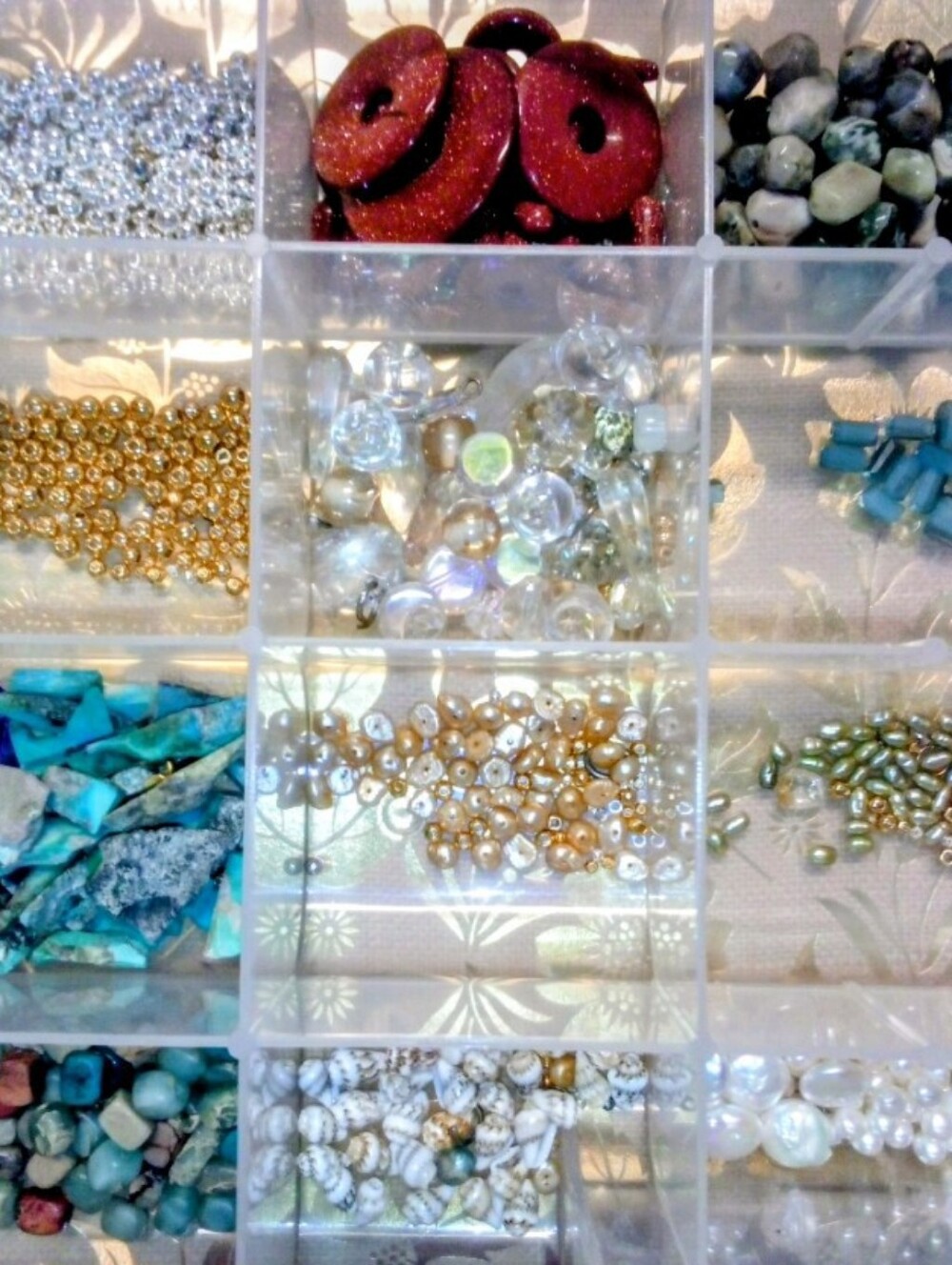 Shell, Rock & Random Bead Collection with Organizer Box - Picture 2 of 4